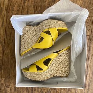 Nine West Yellow Wedge Heels Size 8
